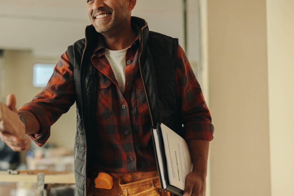 stock-photo-building-contractor-shaking-hands-with-a-homeowner-indoors-happy-with-agreement-on-the-renovation-2437288289 stock-photo-building-contractor-shaking-hands-with-a-homeowner-indoors-happy-with-agreement-on-the-renovation-2437288289